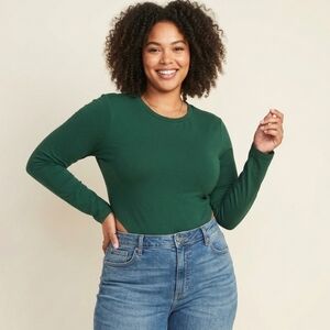 NWT Mangopop Plus Size Deep Green Crewneck Tee